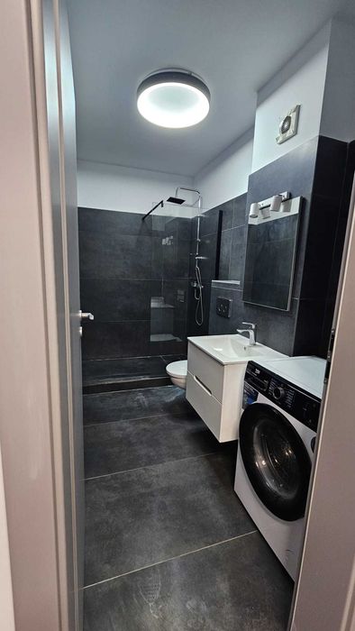 Garsonieră de vânzare - et. 5 (46mp) mobilata si utilata, direct proprietar