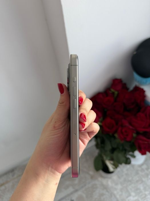 Смартфон Apple iPhone 15 Pro 128Gb серый