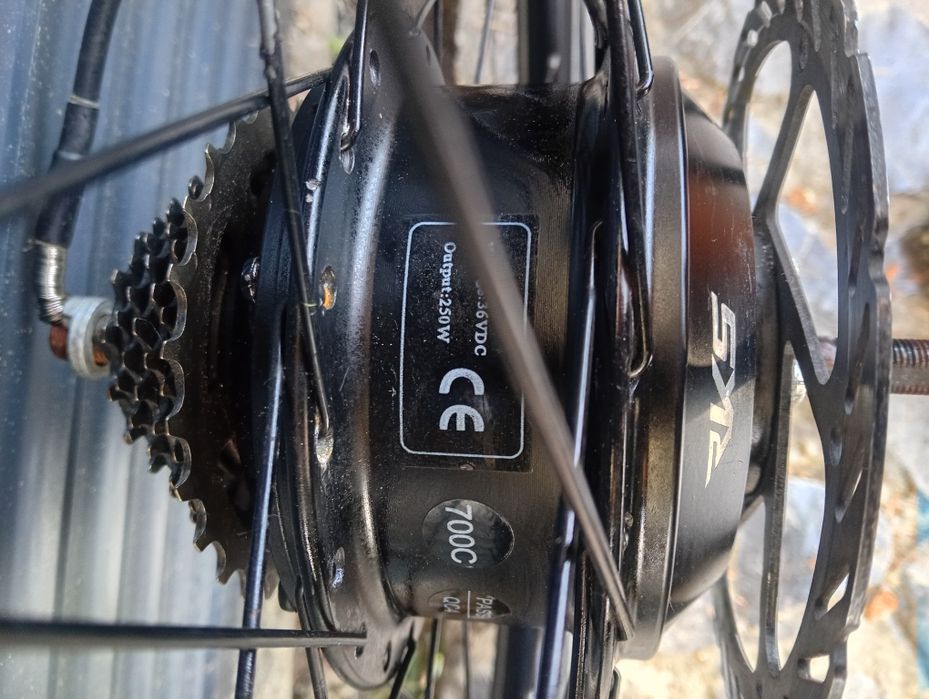 Vând roata cu motor bicicletă electrica