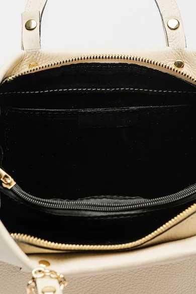 Chiara Canotti бежова чанта с релеф от естествена кожа.