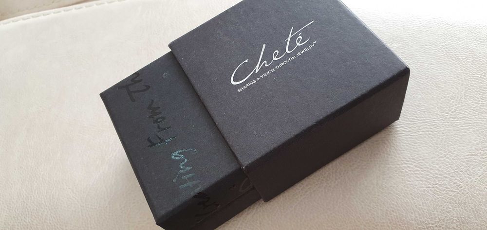 Cercei culoare auriu cu cristale în formă de inimă