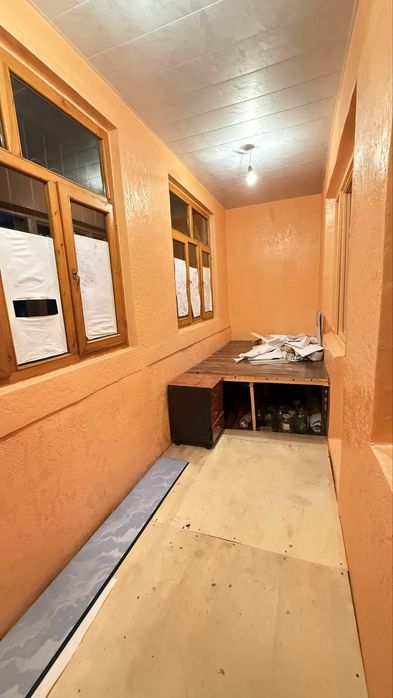 chilonzor 19  1 xona 2 xona qlingan 1.5x6 uy sotiladi 101 maktab