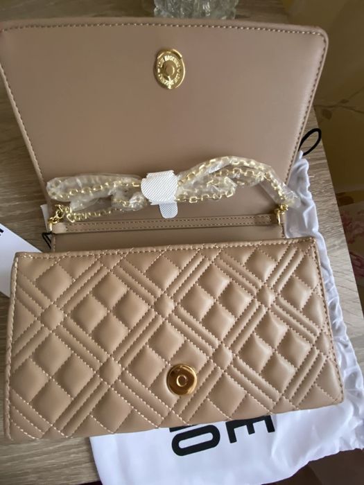 Love Moschino нова оригинална чантичка