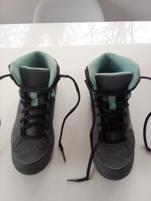 Детски зимни обувки 36 номер, като нови!
