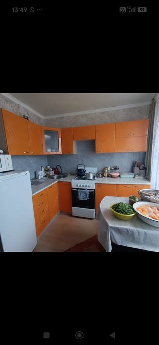 Продам кухонный гарниоур