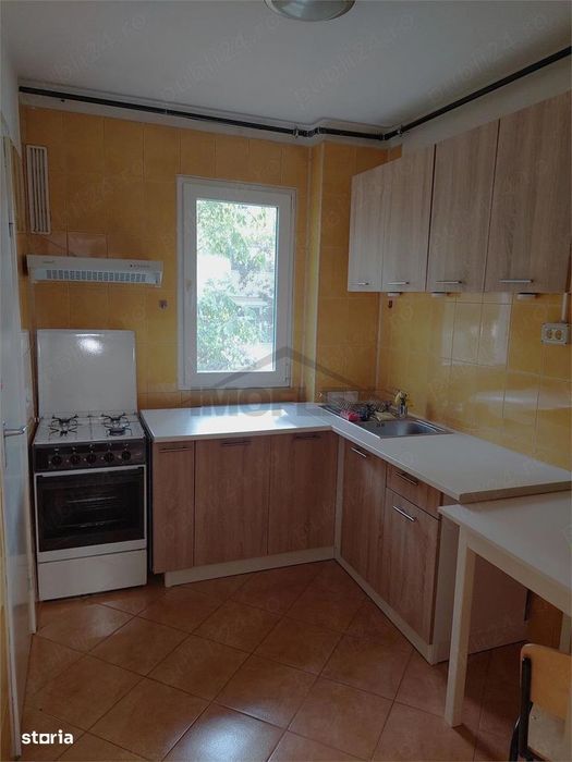 Apartartame 2 camere de inchiriat zona medicina