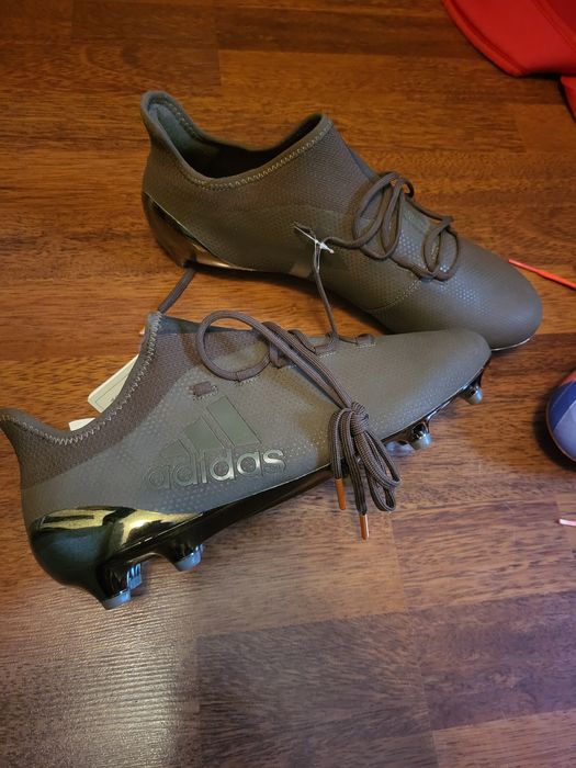 Ghete Adidas  Fotbal