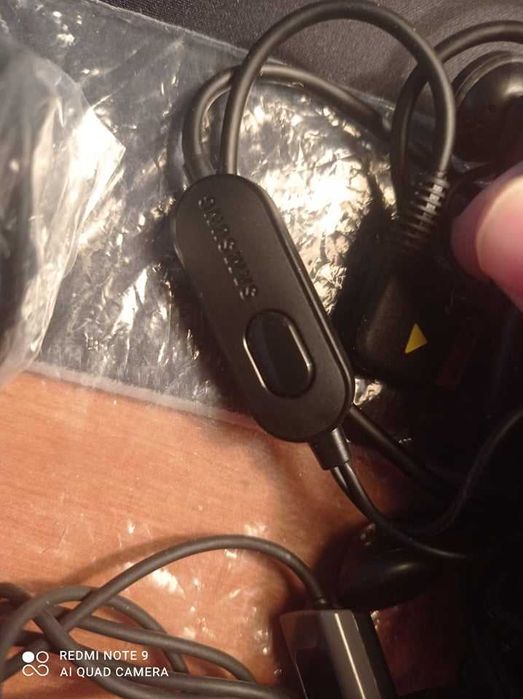 Чисто нови слушалки SAMSUNG, NOKIA, LG и други