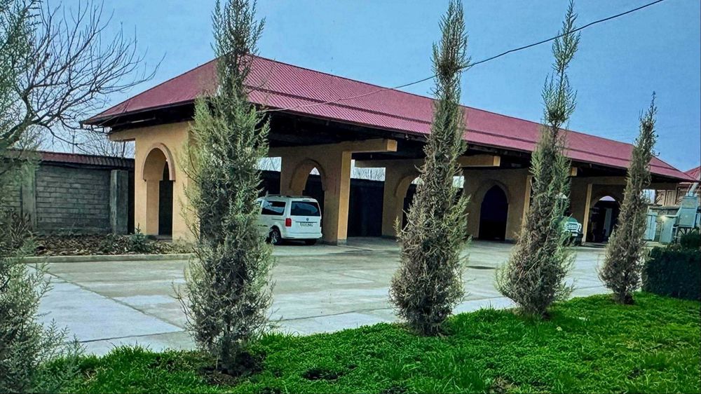 Продается База 53 соток вдоль дороги