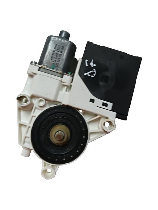 Motoras Geam Dreapta Fata Volkswagen Golf V Variant 1K5 2007 - 2009 1K0959792M