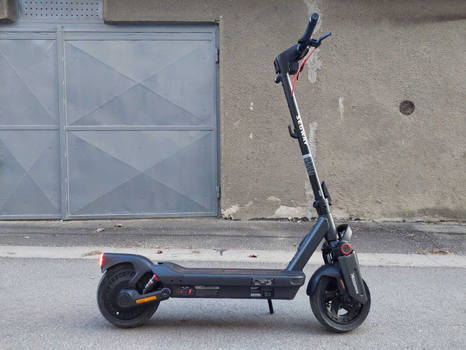 Trotinetă electrică Segway Ninebot Max G3