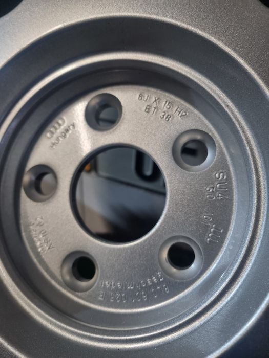 Janta Aliaj R15 5x100 / 6J ET 38 CB 57.1 Audi A3 8L Golf 4 Bora Noua