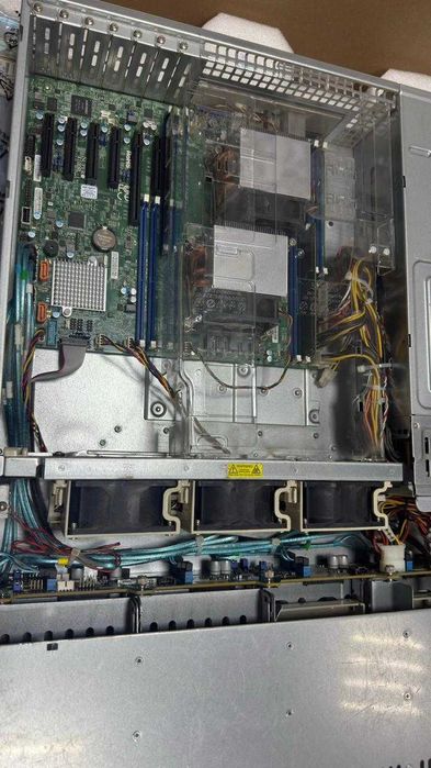 Продам Сервер Supermicro X10DRL-I