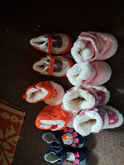 Lot încălțăminte de vinzare