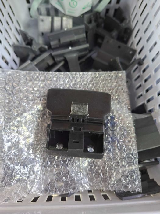 Малибу бар тилчаси, зашелка