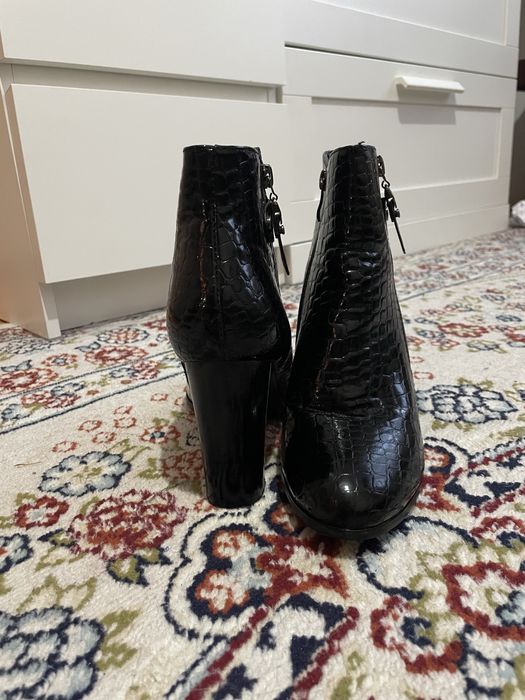 Женские ботильоны