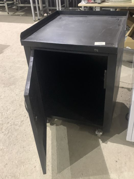 Железный шкаф б/у!!!