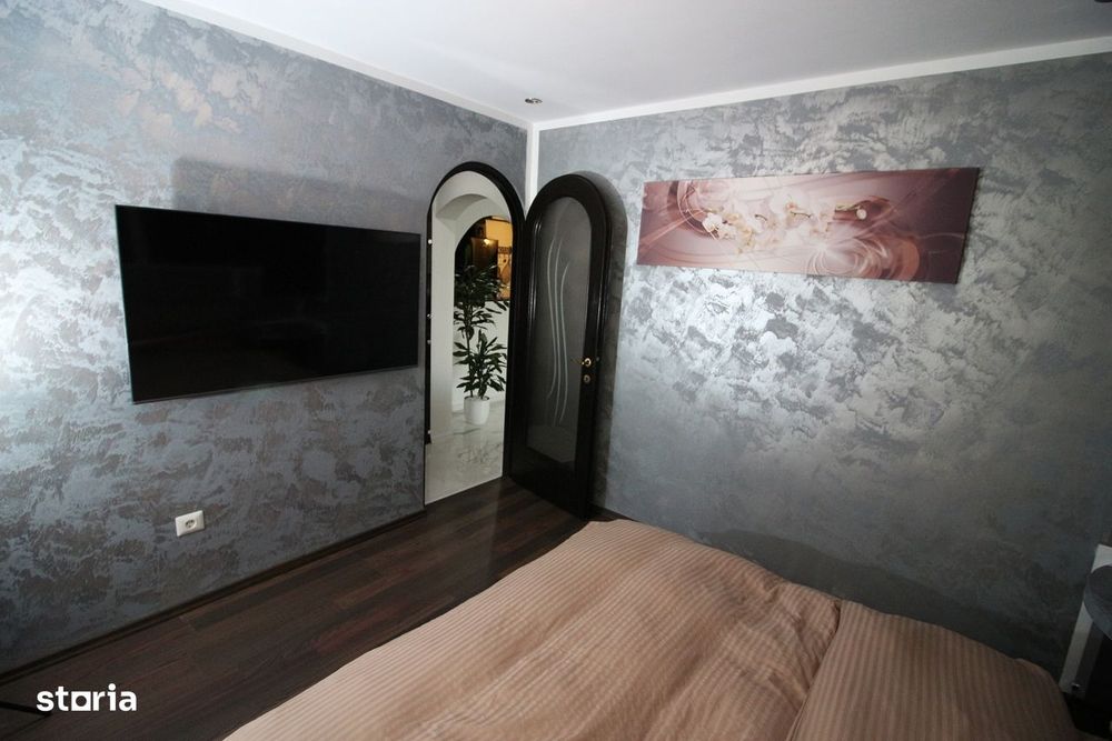 Vindem 3 Camere Zona Cornisa/Alecu Russo et 2 Modern/Mobilat