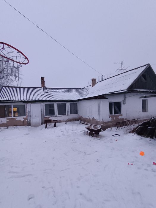 Продам дом в п. Долинка