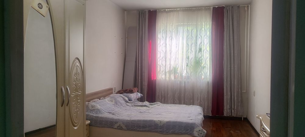 Продается 2 комн, 1й этаж,  Феруза школа 205