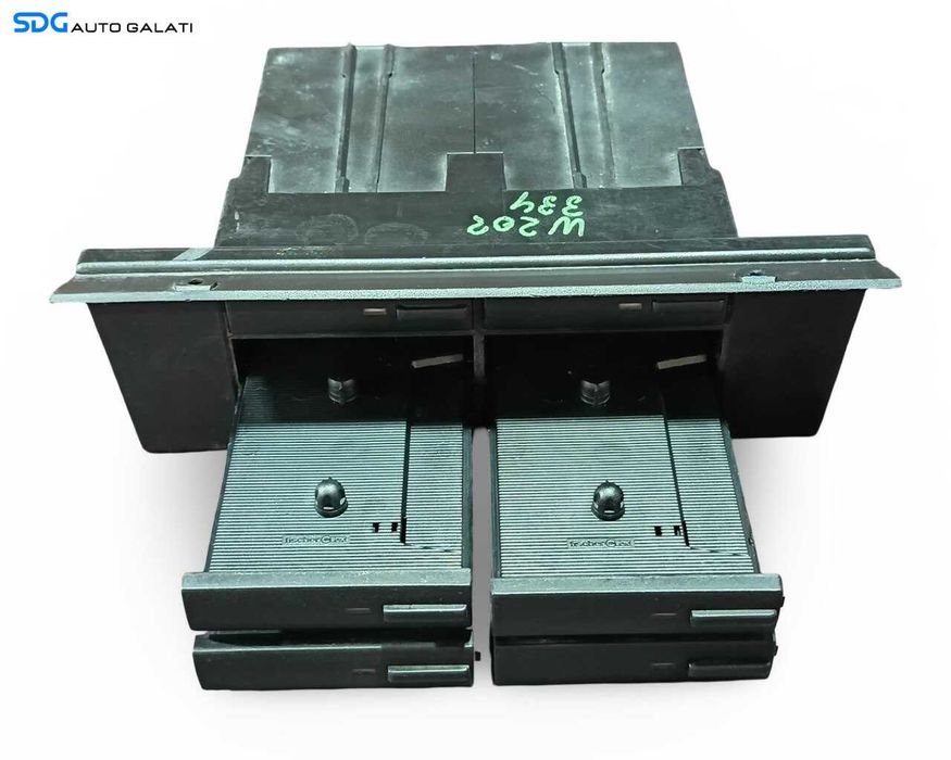 Magazie Casete Mercedes Clasa C W202 1993 - 2000 Cod 2026800079 [LR6188]