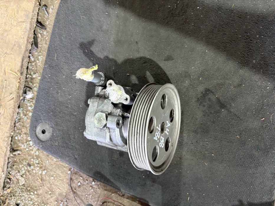 Audi A4 B8 1.8 tfsi 2.0tfsi Хидравлична Помпа