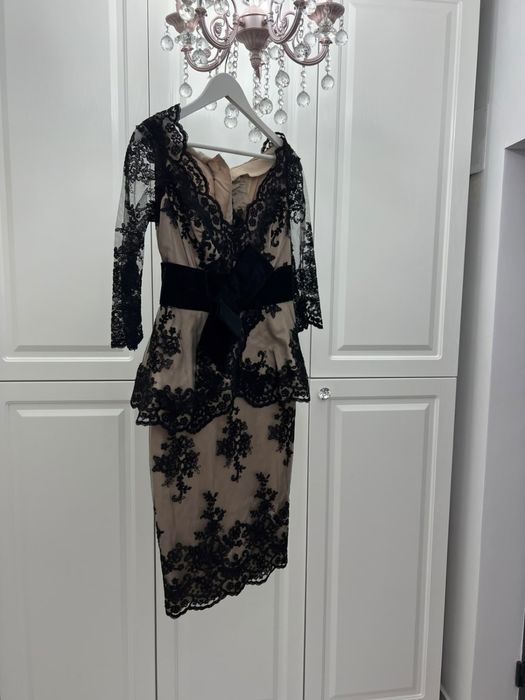 Vand rochie dantela