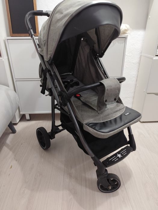 Продам прогулочную коляску