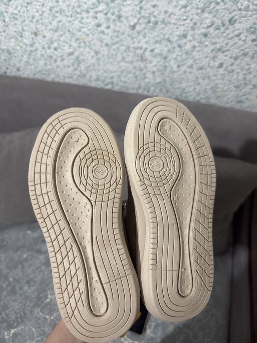 Летние кроссовки