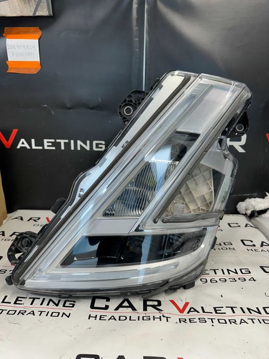 Фар фарове ляв за Volvo FH 4B FH5 far farove Волво ФХ 4Б ФХ5