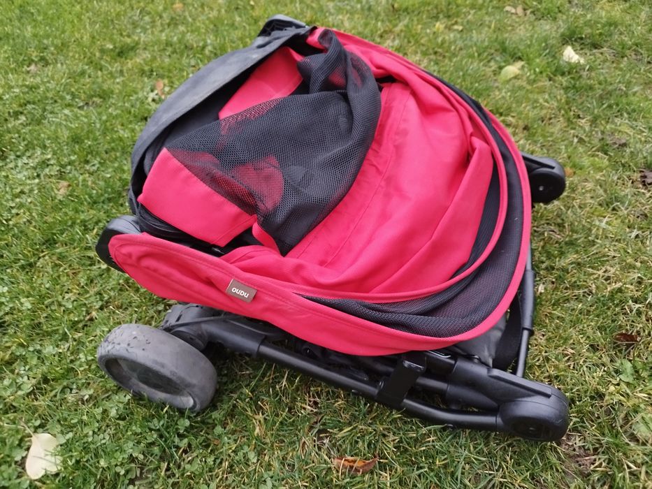 Ултра компактна сгъваема детска количка - "Мountain buggy" Nano