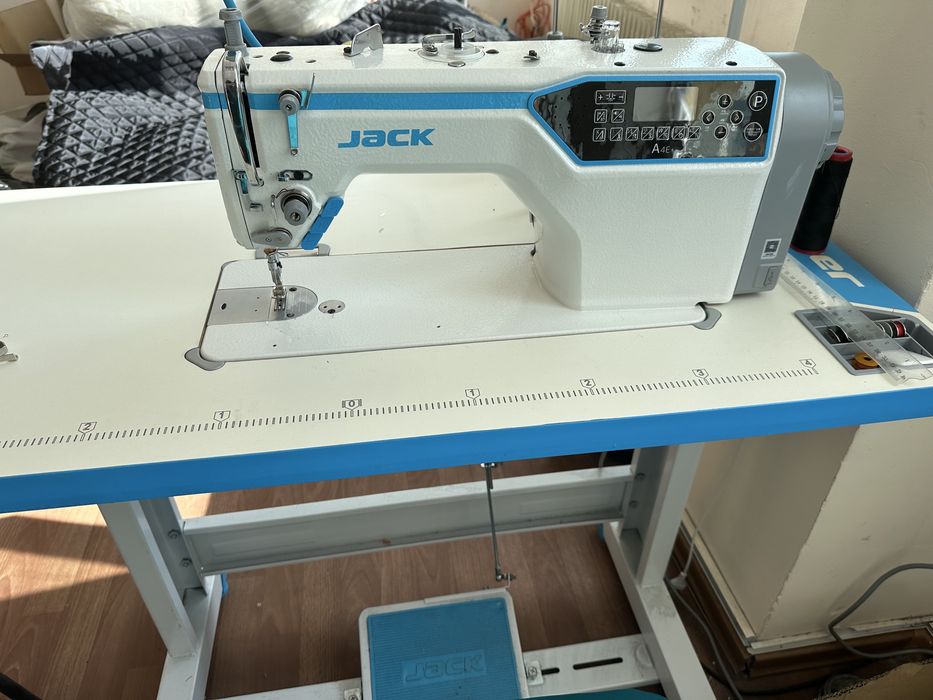 Швейная машинка Jack A4E