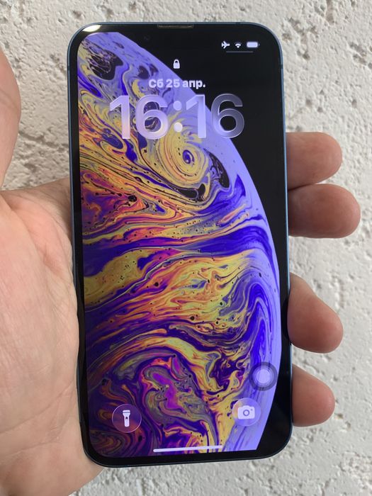 Продам lPhone 13 128 гб