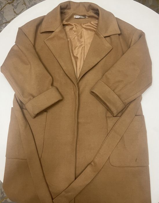 ПРОДАМ стильное теплое пальто