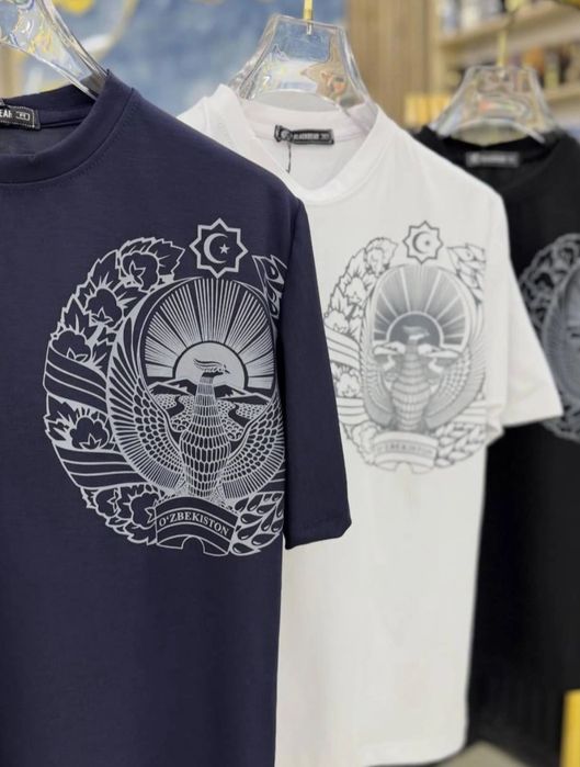 Davlat gerbli futbolkalar