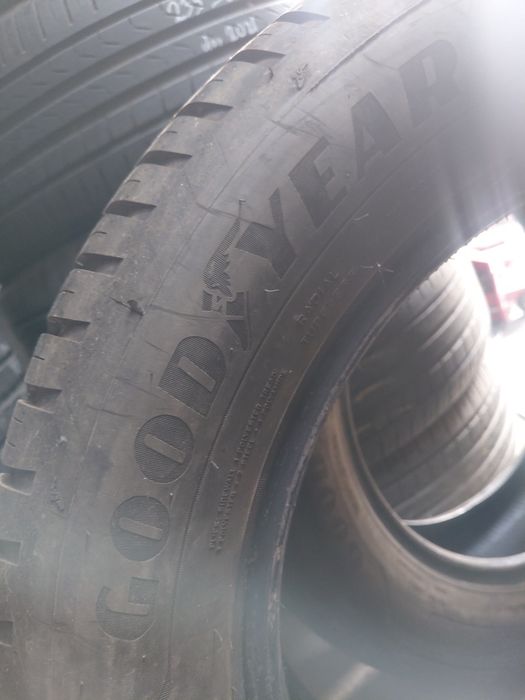 215/60/17" Goodyear 2бр.гуми.дот 2023