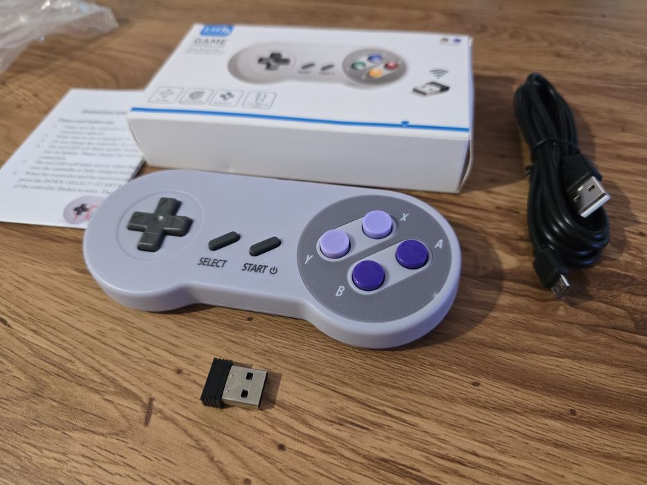 Безжичен ретро контролер с USB приемник