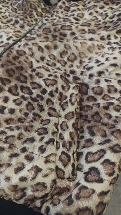 Яке с леопардов принт, актуално за сезона