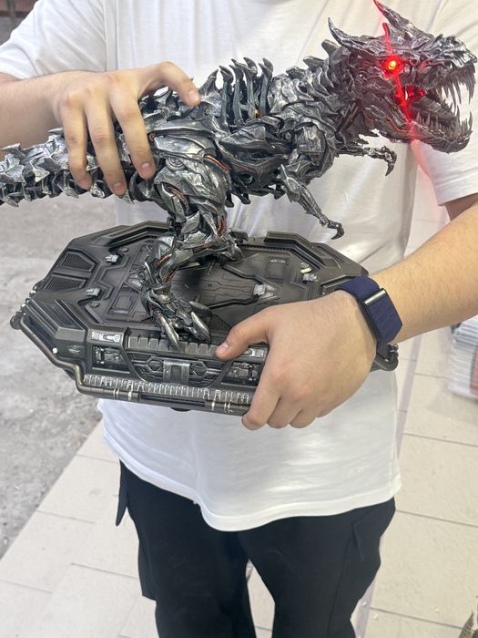 Динозавр transformers большая фигурка