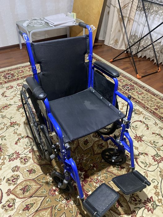 Инвалидная коляска