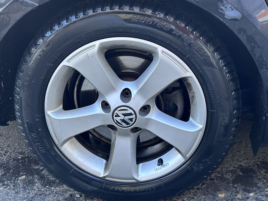 Jante VW R16 cu anvelope mixte dot 2023 205/55R16
