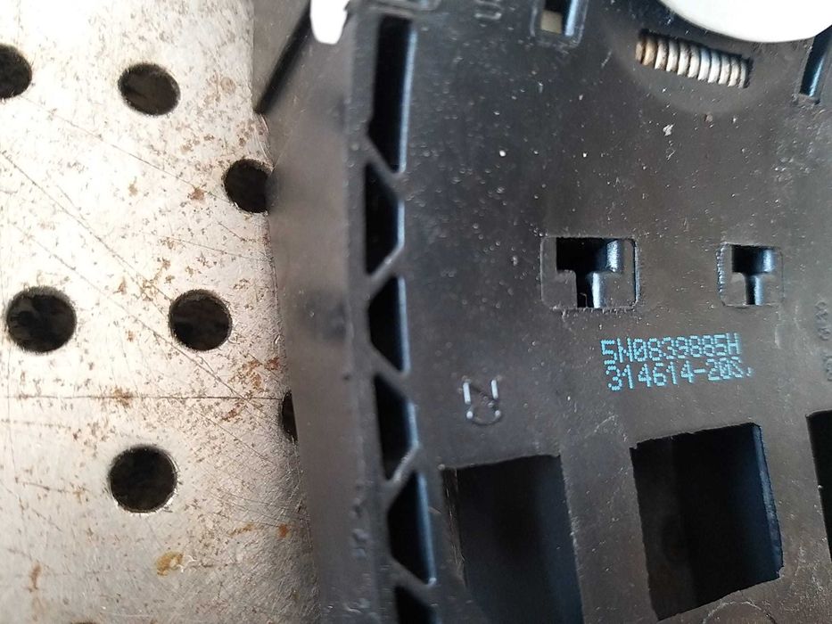 Maner usa dreapta fata vw polo 6r 5n0839885h