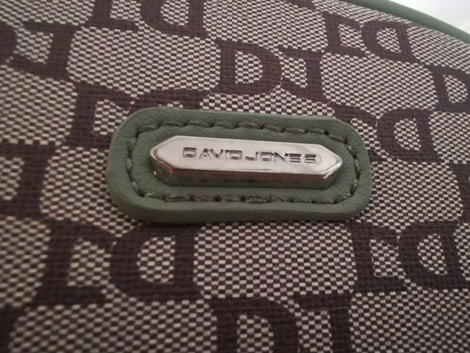 Rucsacel casual David Jones