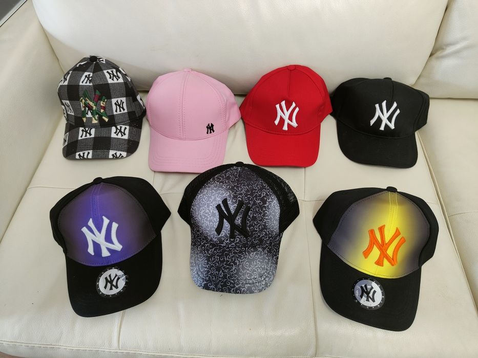 Șapcă NY / culori disponibile Roz Roșu Albastru Negru Mov Galben