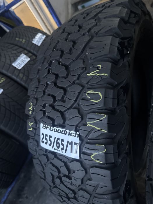 255/65/17 Bf goodrich