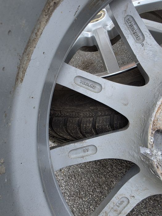 Алуминиеви джанти със зимни гуми 5х112 R16