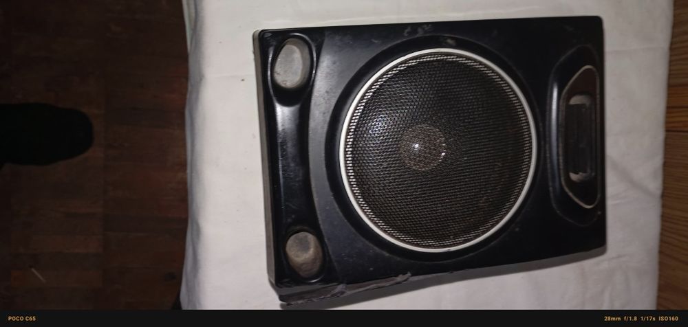 Музыкальная колонка SONY