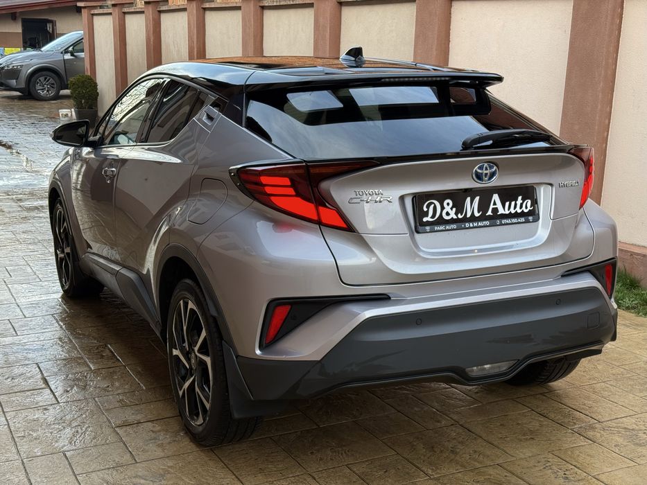 Toyota C-HR HYBRID 1.8 Benzină 122 Cp  By Color 130.000 km
