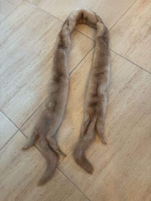 Caciula/bereta nurca si guler