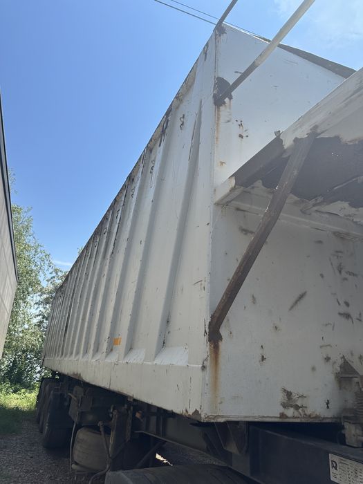 Se Vinde/Schimba Semiremorca